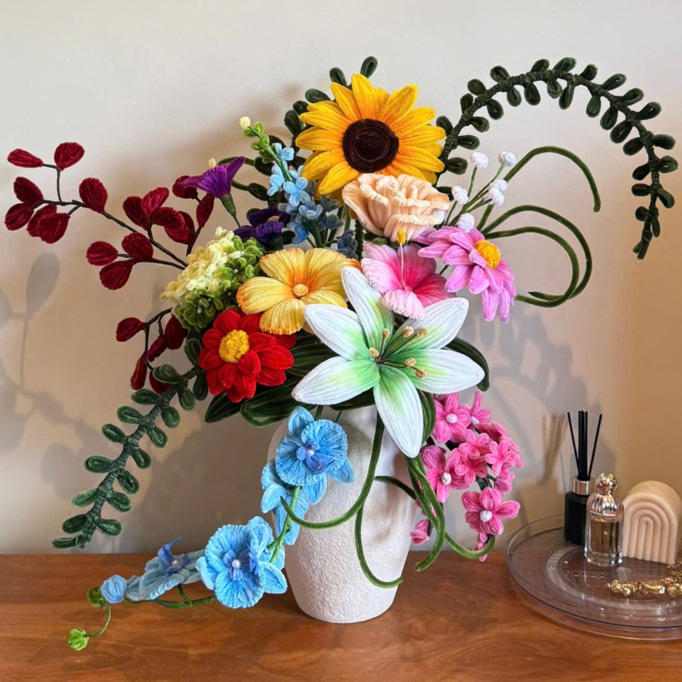 Rosé Breeze Bouquet – Handcrafted Velvet Eternal Spring | Elle