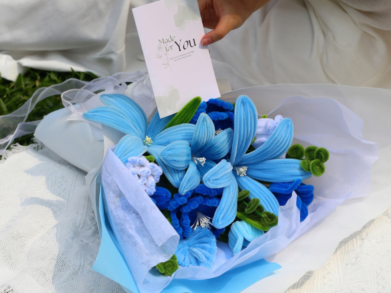 What Is November Birth Flower And What Does Each Flower Mean?