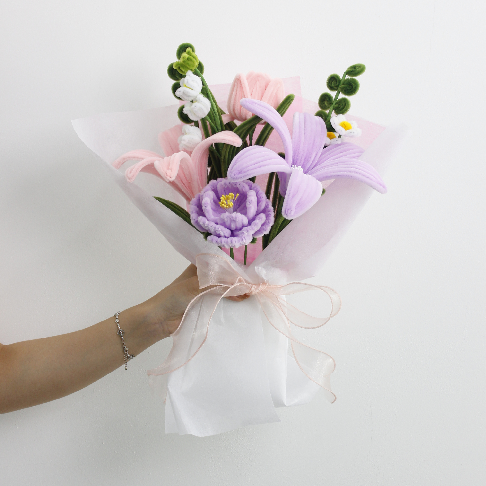 DIY Kit: Lily Whisper