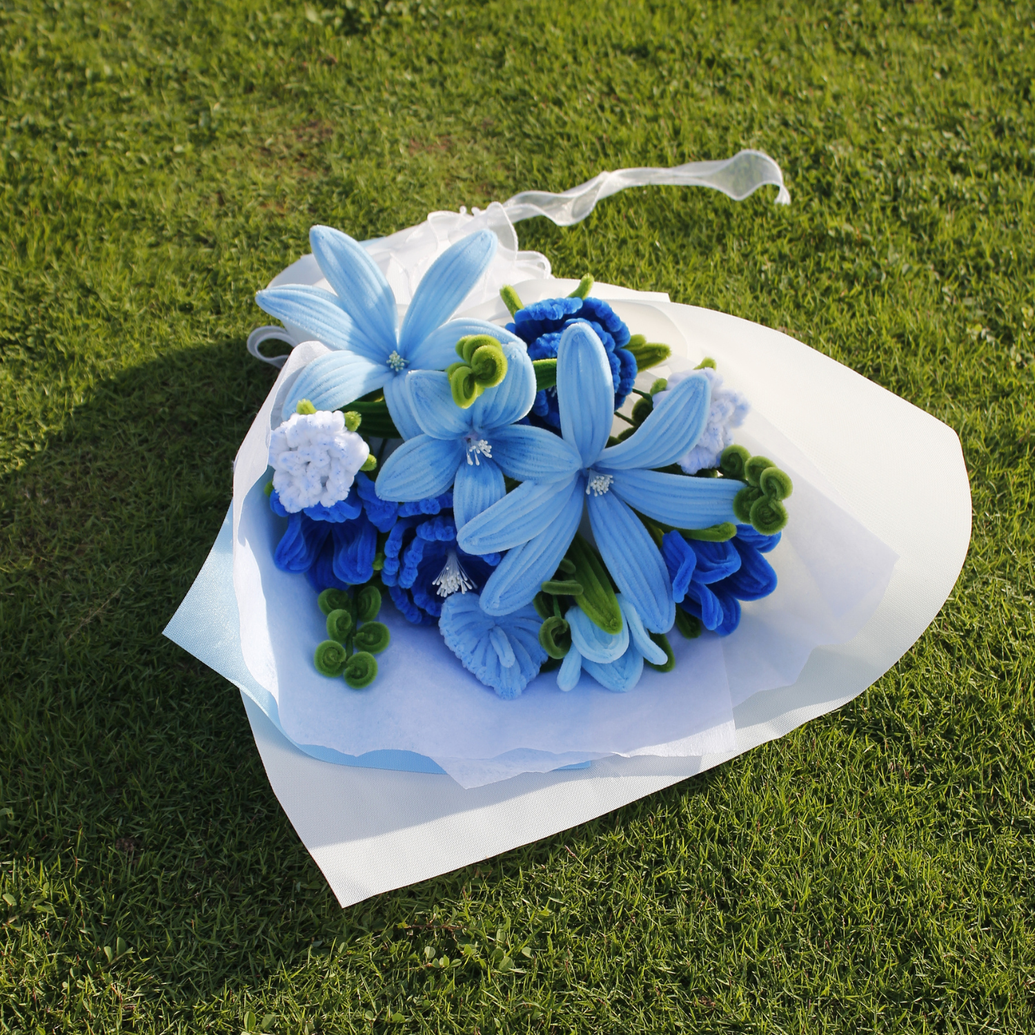 Ocean Mist Bouquet – Handmade Lily & Tulip Arrangement | Elle Blooming