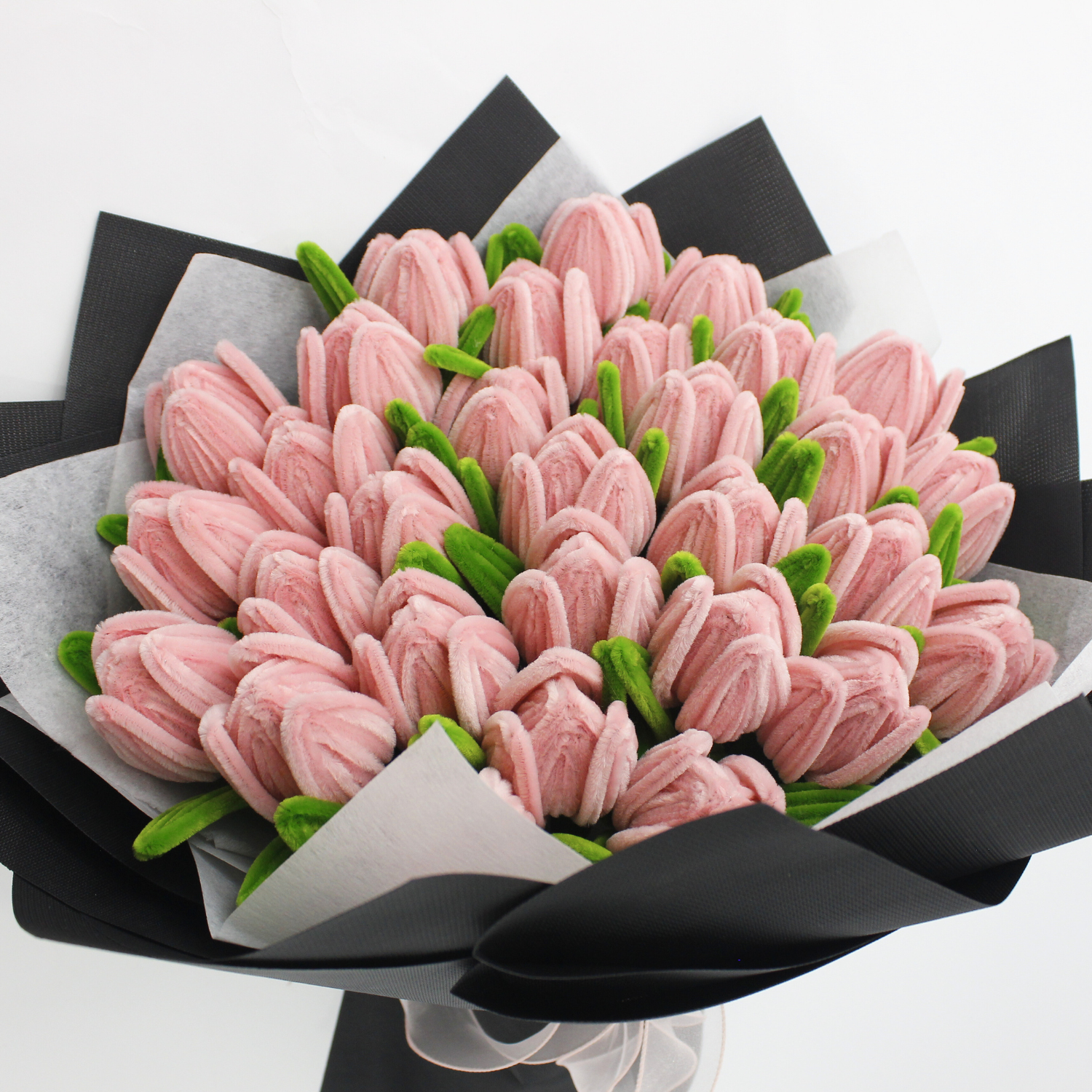 Elegant bouquet of 30 pink tulips made from fuzzy pipe cleaners, handcrafted with love and care. A perfect aesthetic handmade gift for birthdays, home decoration, or heartfelt surprises.
